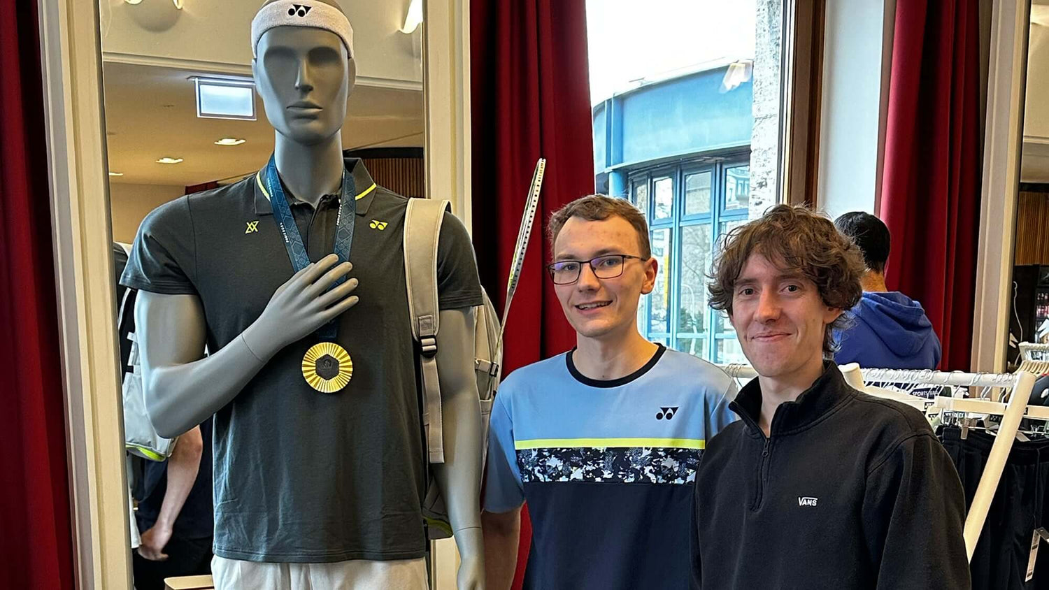 Bash-Team bei den Yonex German Open – Exklusiver Blick auf die neue Yonex Kollektion - Bash Badminton-Shop